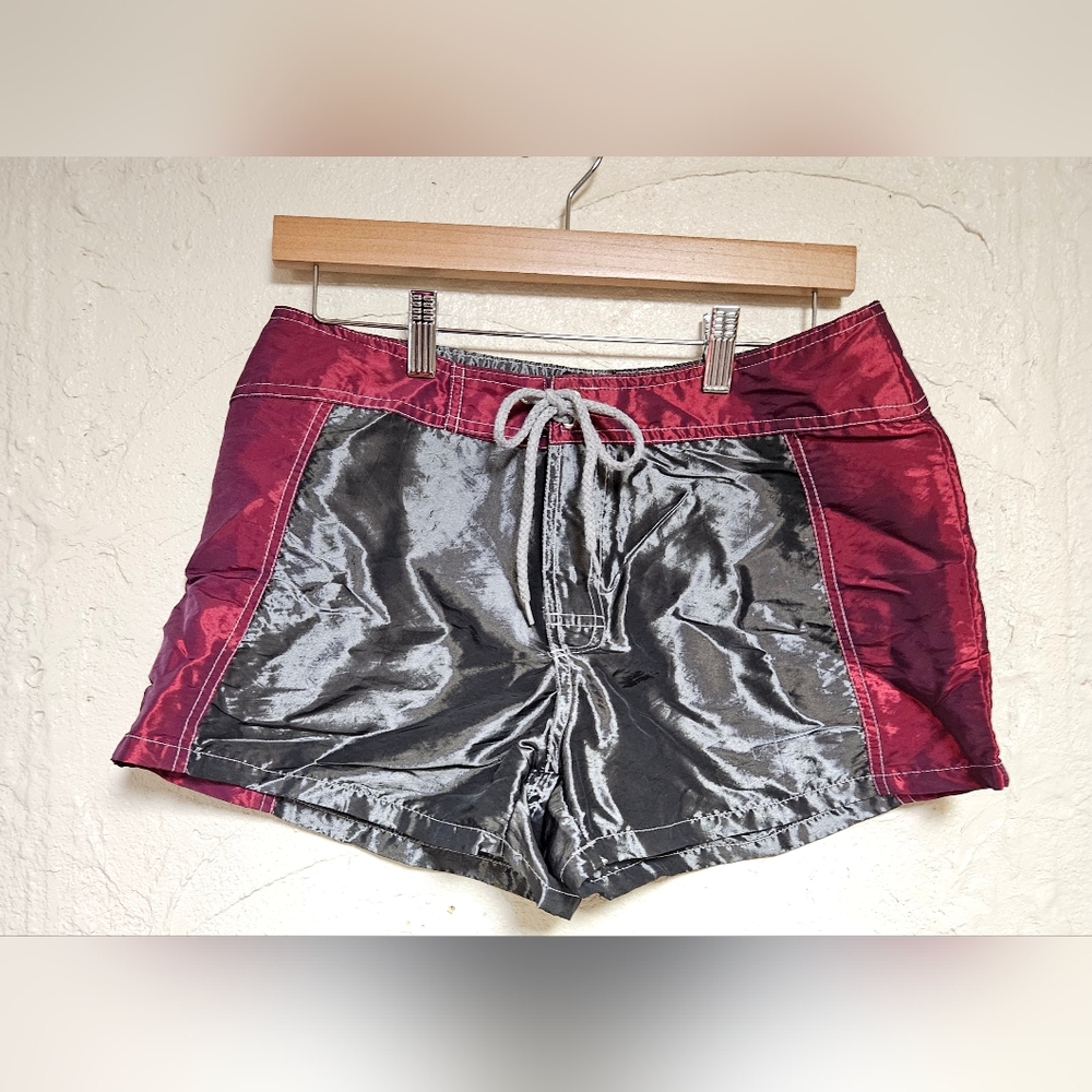 Women's Rave Girl Y2K Micro Mini Shiny Black And Burgundy Dolphin Size Medium
